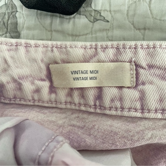 TARGET | UNIVERSAL THREAD Vintage Midi Acid Washed Denim Shorts Pink Size 14 - Picture 8 of 9